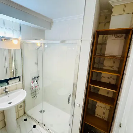 Castillo Apartamento Estepona